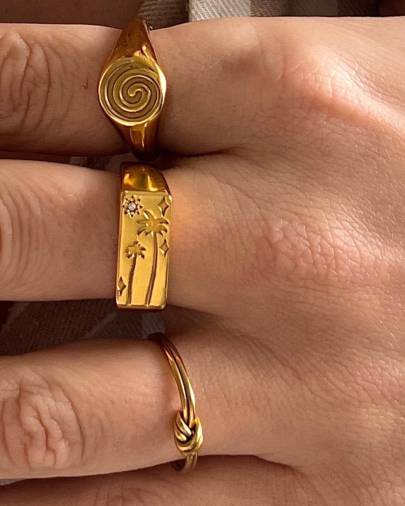 Dainty knot ring deals