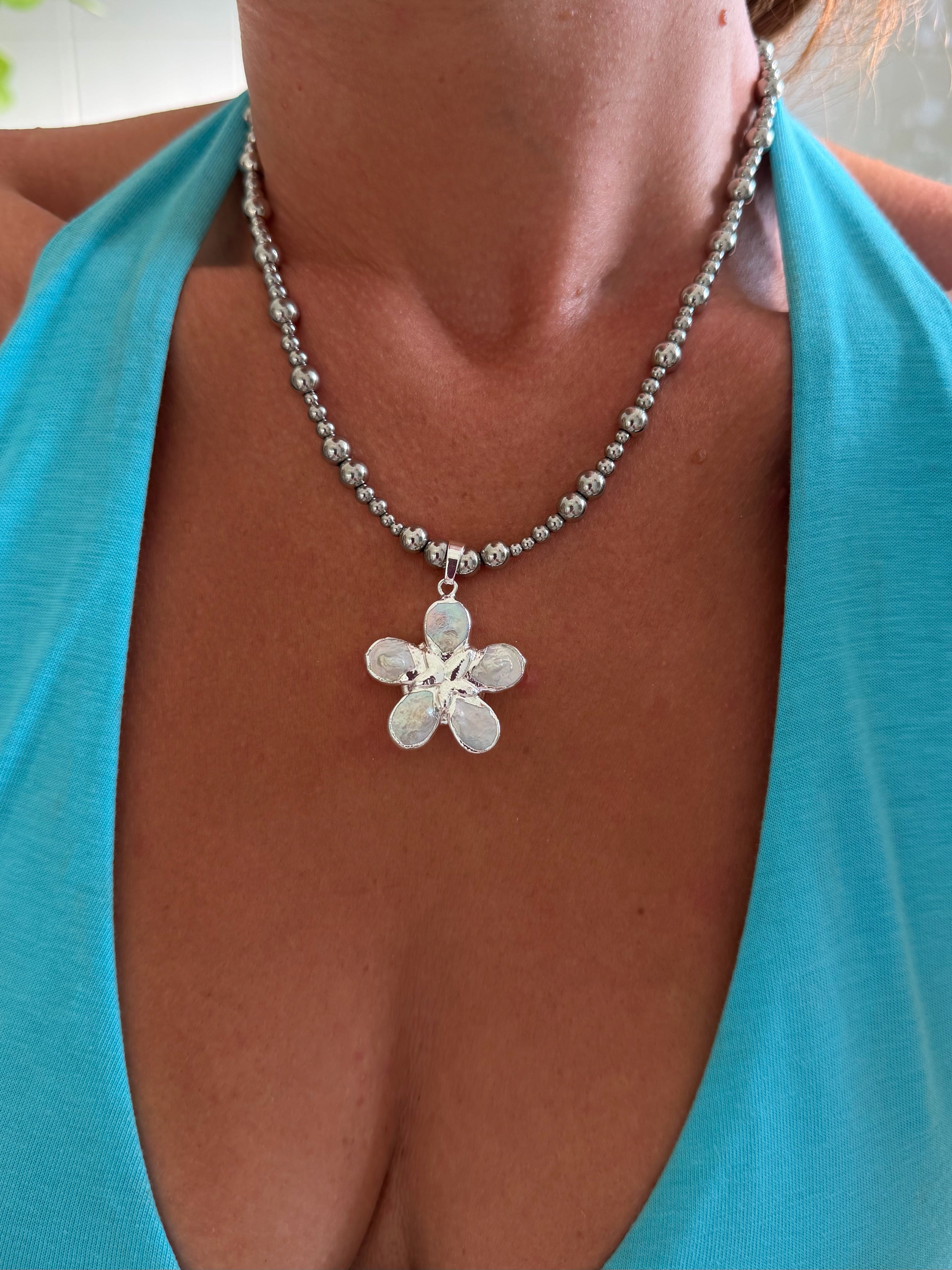 ROYLE necklace silver