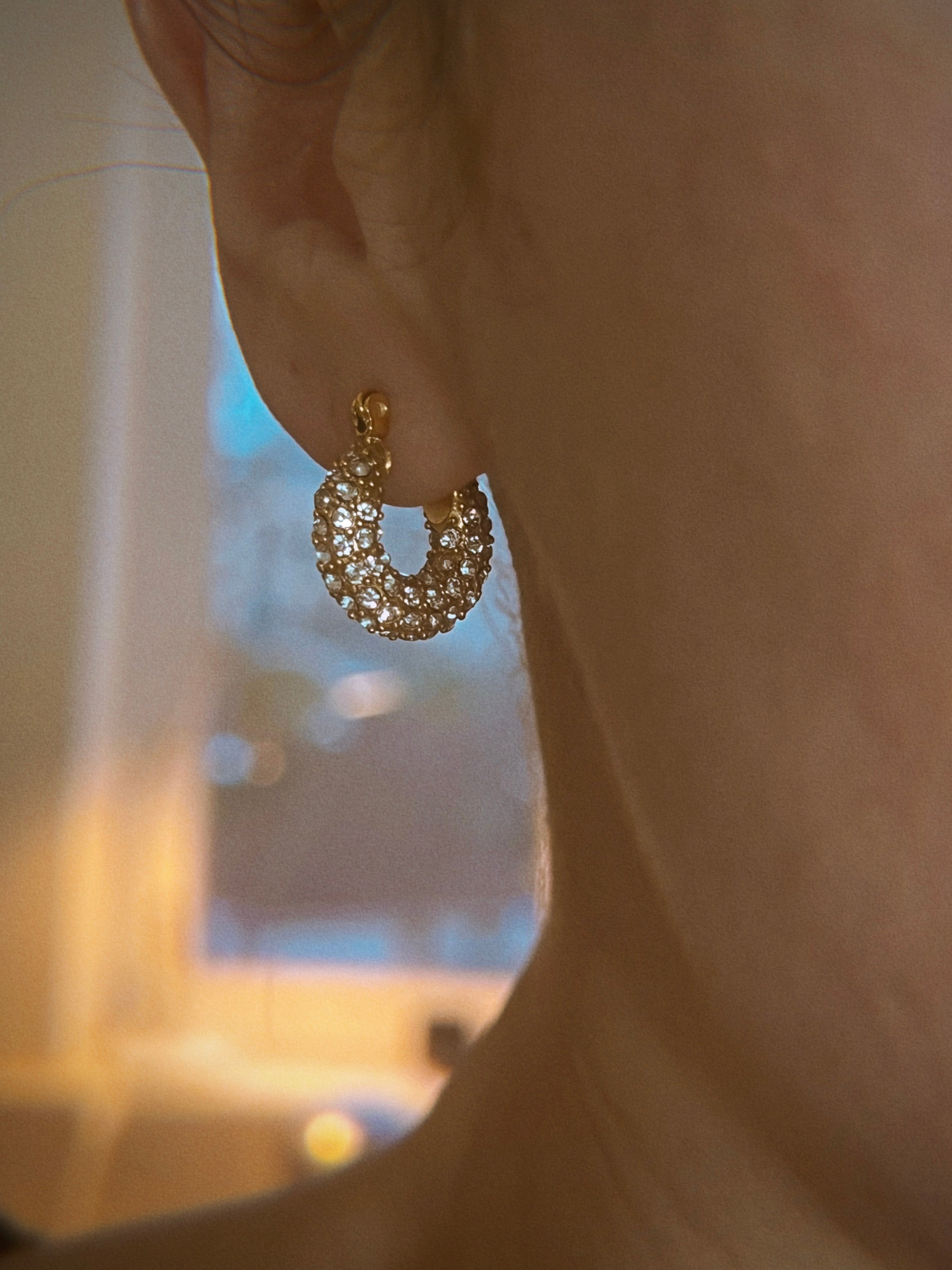 Boa Hoops - Neckontheline